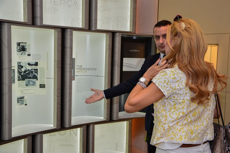 Platform Rolex Exhibition Day-Date 40